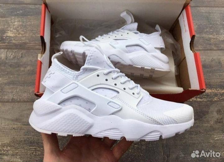 Nike air huarache белые