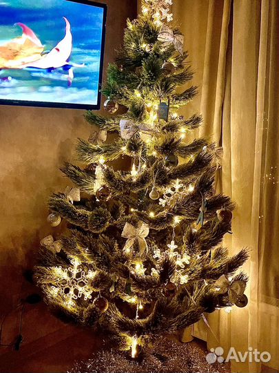 Елка искусственная