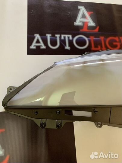 Стекло фары Lexus GS 4 2011-2015 левое