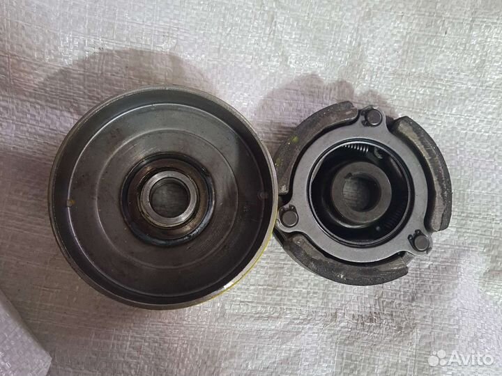 Сцепление центробежное 20мм шаг 428 зубов 17