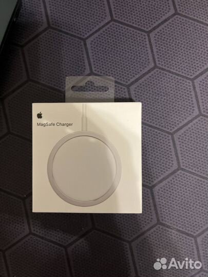 Apple mag safe charger original