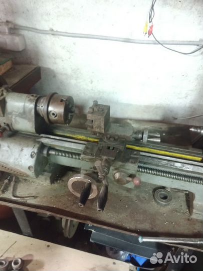 Продам настольный токарный станок по металлу