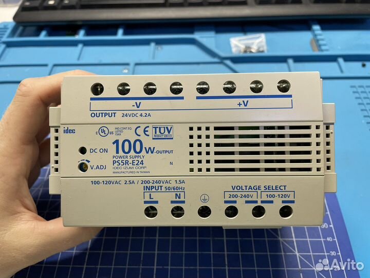 Блок питания Idec PS5R-E24 24V 4.2A