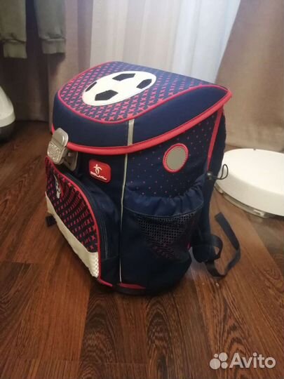 Школьный рюкзак