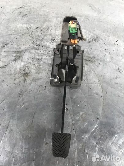 Педаль тормоза Peugeot 4007 2007-2012