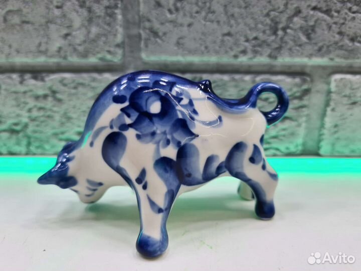 П.8055 Бык Гжель