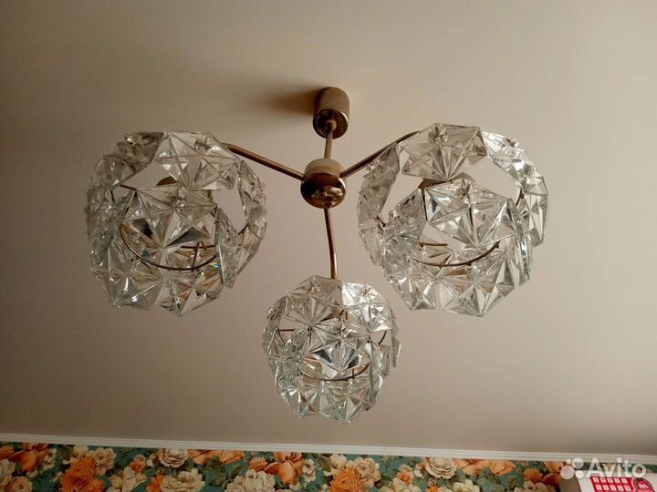 Светильник потолочный