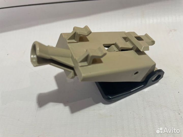 Ручка открывания капота TLC Toyota Land Cruiser