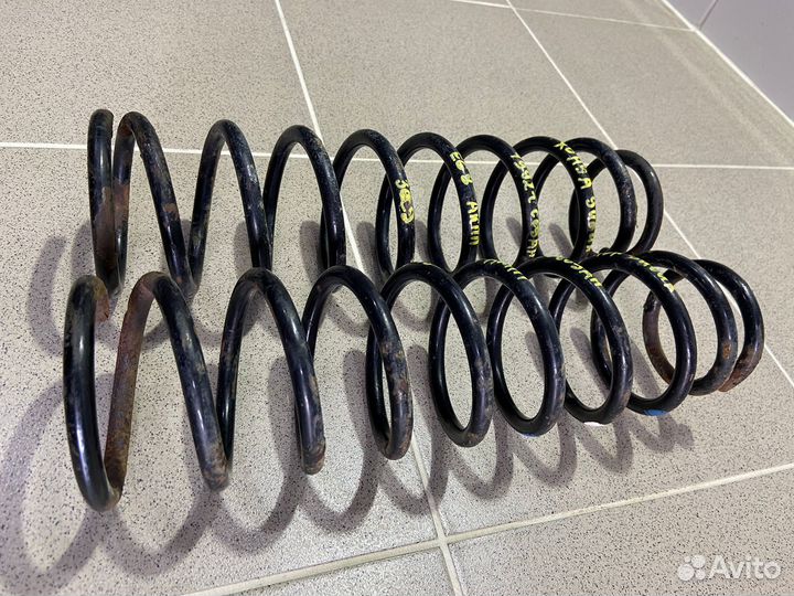 Пружины задние Honda Civic 1992 г