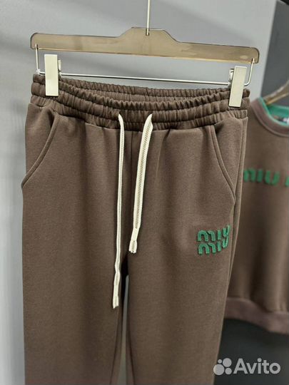 Топовый костюм Miu Miu