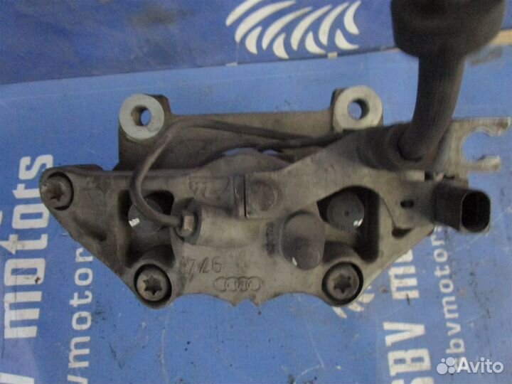 Суппорт тормозной передний правый Audi A6 Allroad