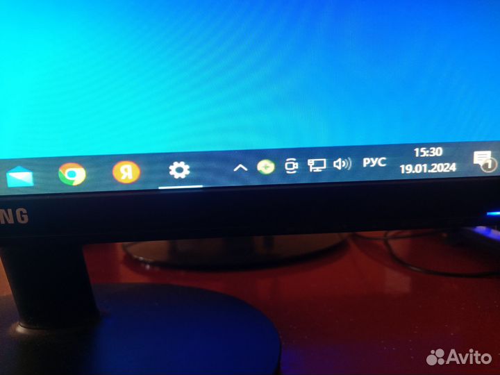Монитор LG 21.5