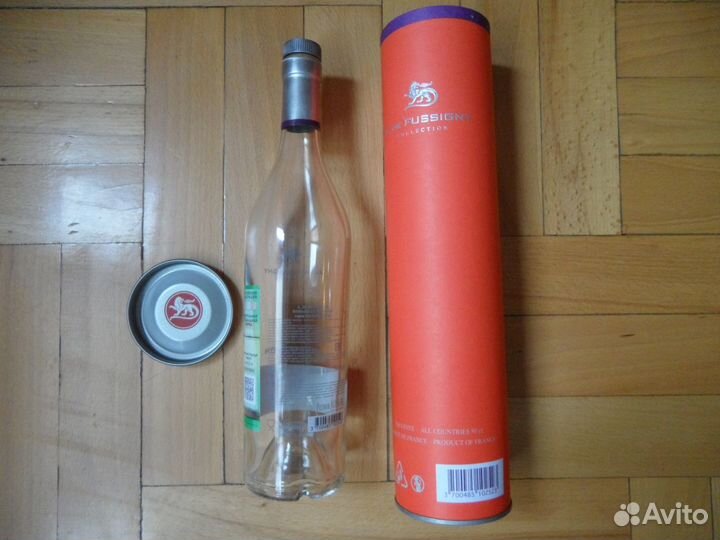 Бутылка С пробкой И туба коньяк франция fussigny
