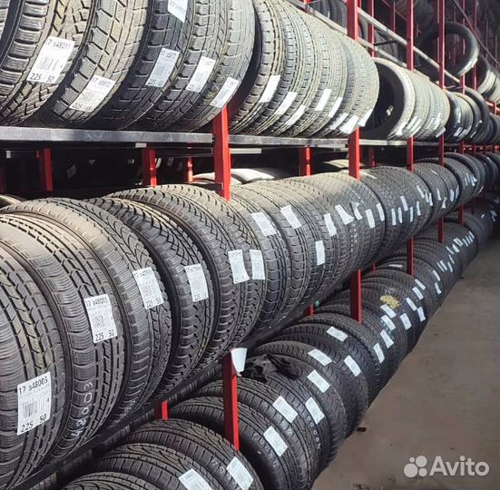 Triangle Snowlink TWT02 245/35 R20 91M