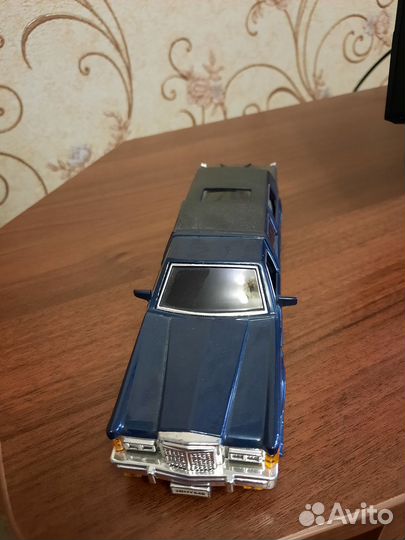 Коллекционная модель автомобиля
