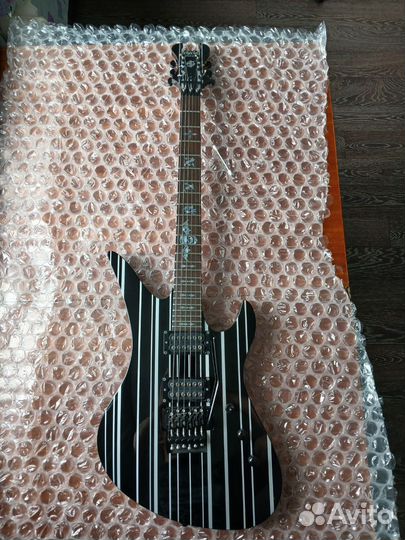 Электрогитара Schecter Synyster Standard