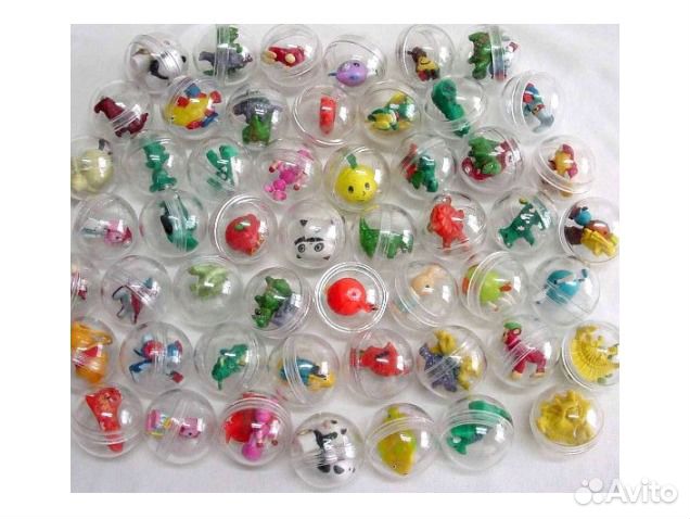 Мячики, конфеты, жвачка и игрушки для автоматов