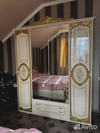 Спальный гарнитур бу