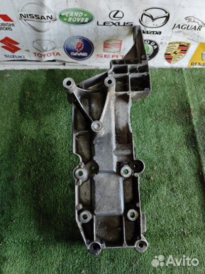 Кронштейн генератора Volvo Xc90 D5244T 2006