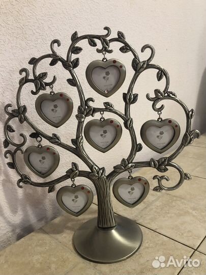 Фоторамка в виде дерева родословного