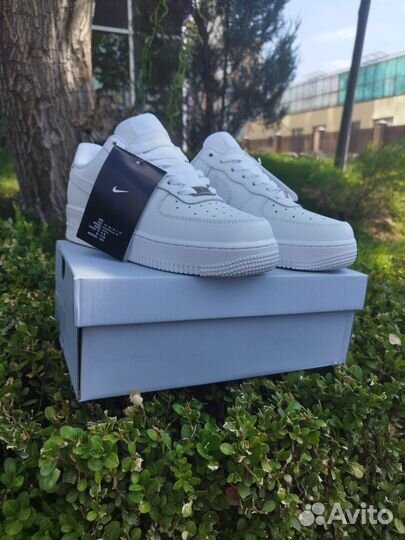 Кроссовки nike air force 1 luxe женские