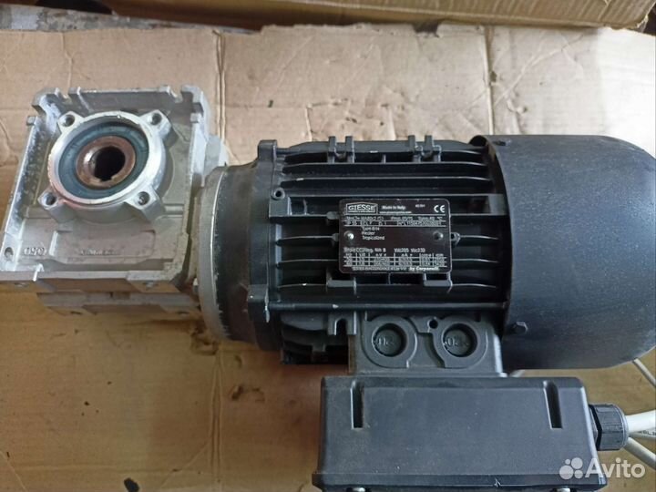 Червячный редуктор Motovario