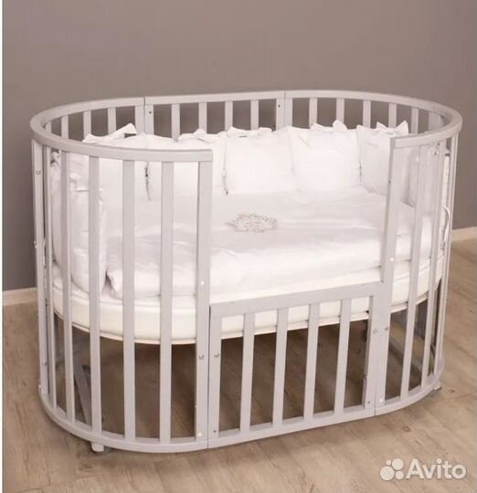 Кроватка овальная новая