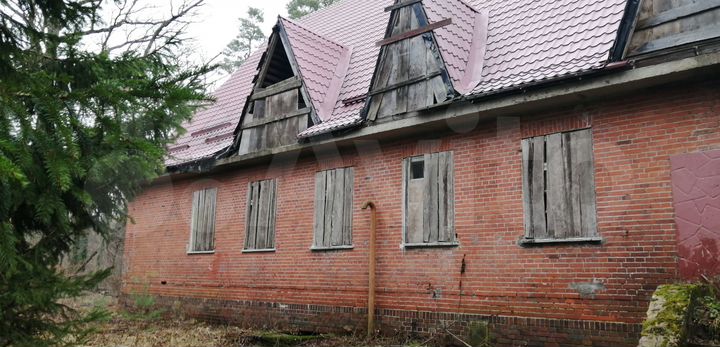 Дом 832,6 м² на участке 16,9 сот.