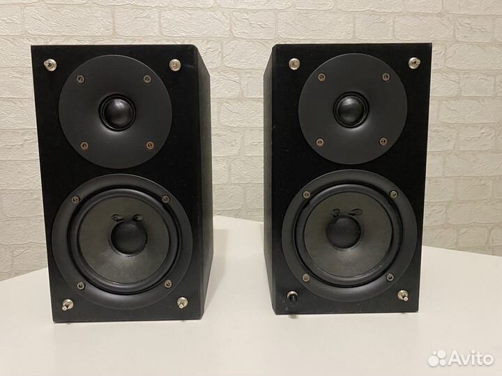 Pioneer X-HM76 CD ресивер