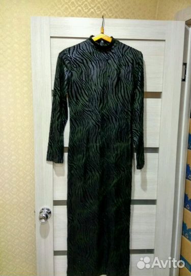 Одежда для женщин. Платье блузки пальто юбка