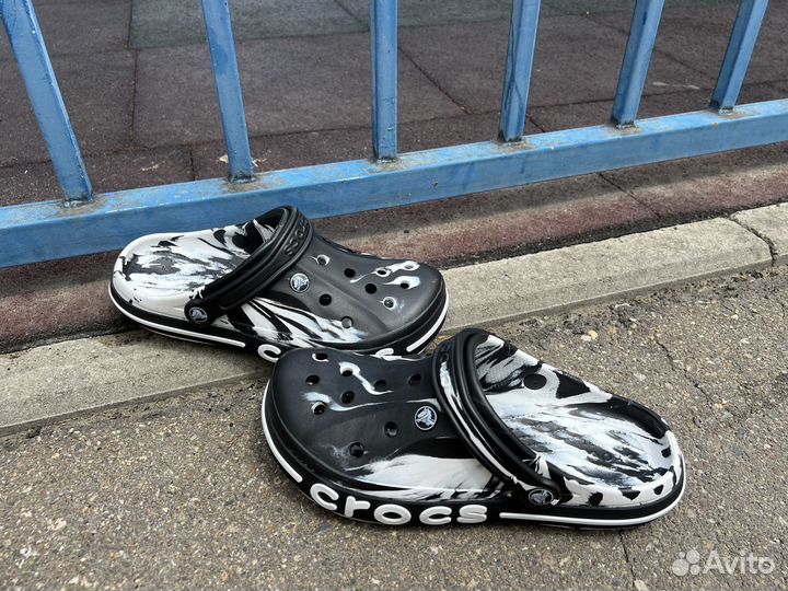 Crocs новые