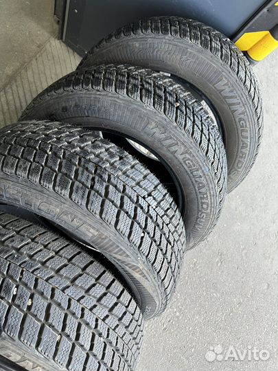 Roadstone Winguard SUV 225/60 R16 103H