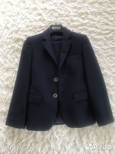 Школьный костюм