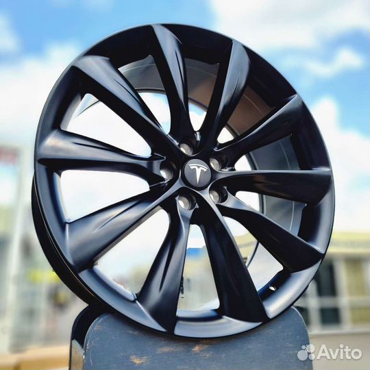 Литые диски Tesla R19 5 114.3