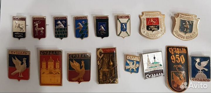 Нагрудные значки