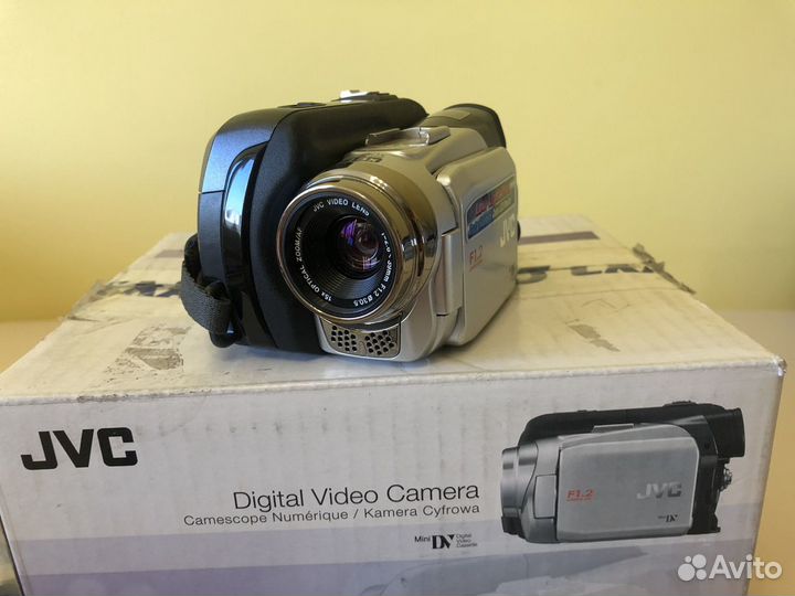 Видеокамера