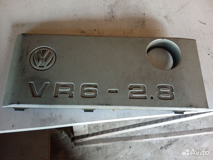 Декоративная накладка двигателя volkswagen вр6