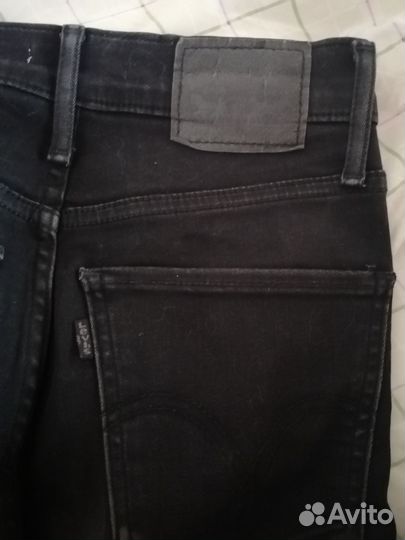 Джинсы Levi's женские