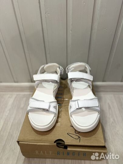 Сандалии женские