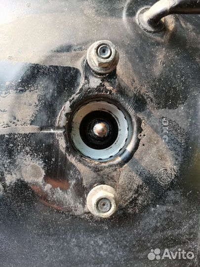 Вакуум Nissan Almera Classic