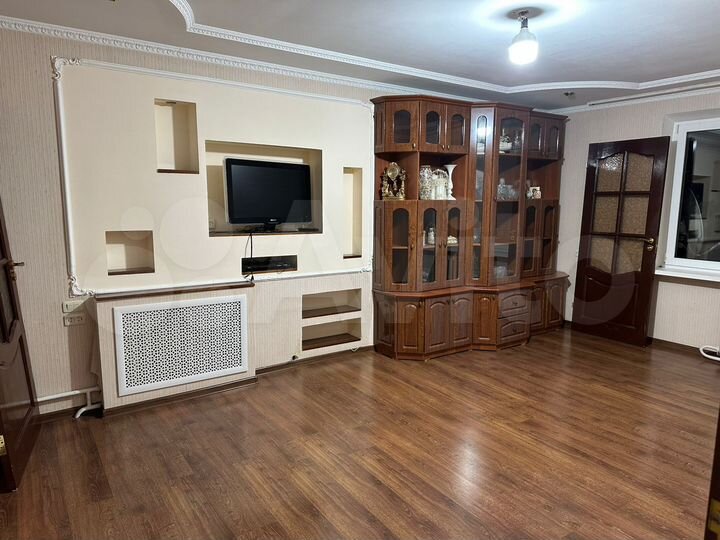 2-к. квартира, 53 м², 5/5 эт.