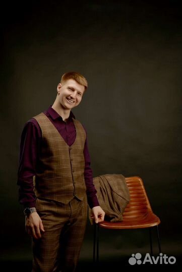 Ведущий - Алексей Гузев