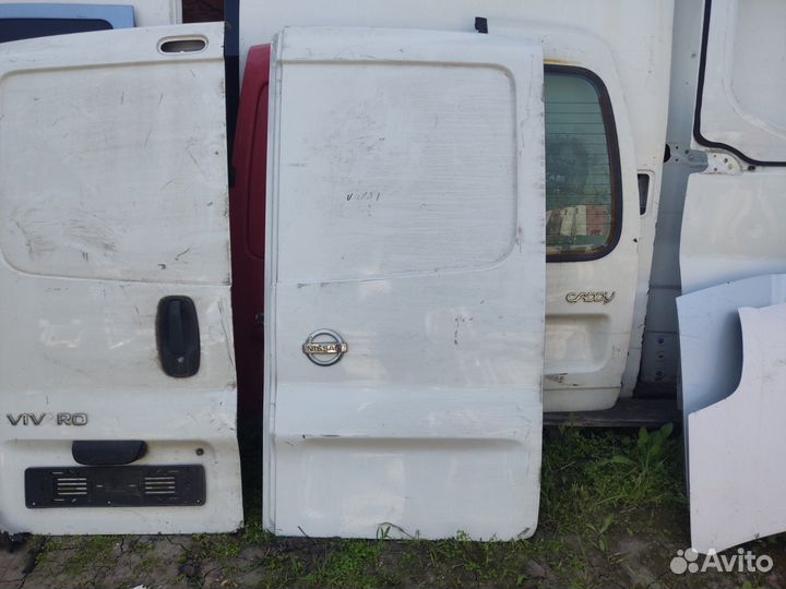 Дверь задняя правая Рено Трафик