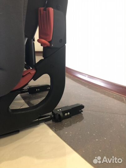 Детское автокресло