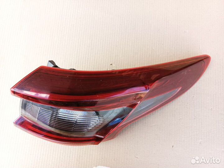 Фонарь задний правый Nissan Qashqai J11