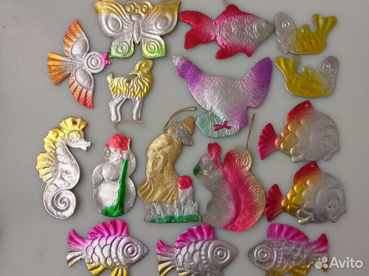 Ёлочные игрушки СССР: колкий пластик и картонаж