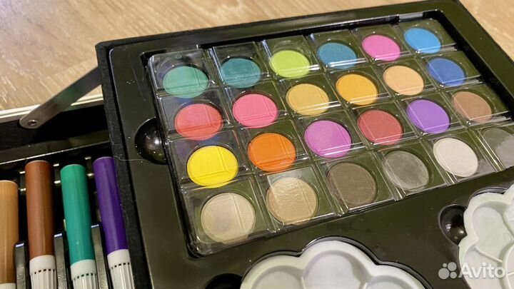 Набор для творчества в чемоданчике 147 предметов