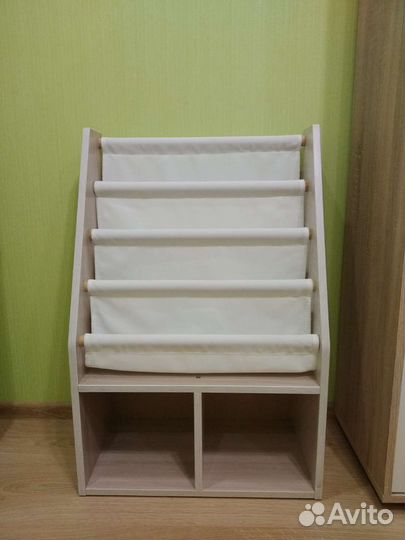 Полка для книг