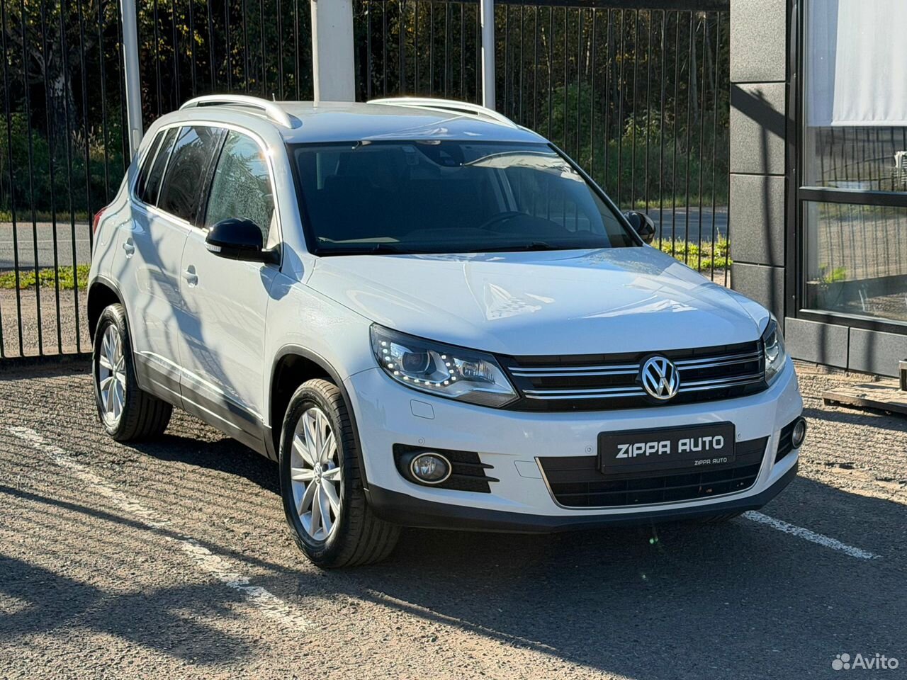 Volkswagen Tiguan 2.0 AT, 2015, 163 000 км