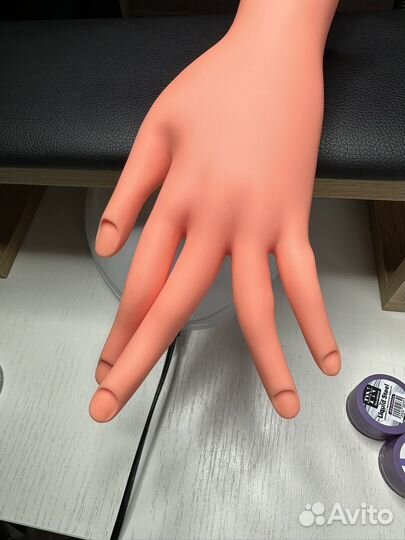 Рука для маникюра тренировочная